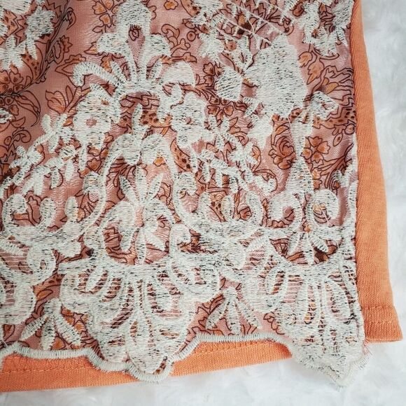 Umgee Color Block Lace Back Bell Sleeve Top Pink Orange Size Small - Picture 10 of 12